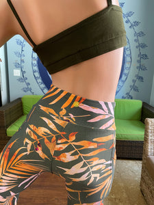 [Lilikoi Wear] Bottoms: NEW *2021* Capri Leggings with Pockets